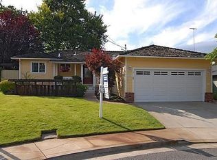 11 Gaylord St, San Carlos, CA 94070