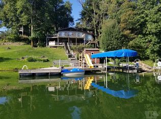 4214 W Lakeshore Dr, Brooklyn, IA