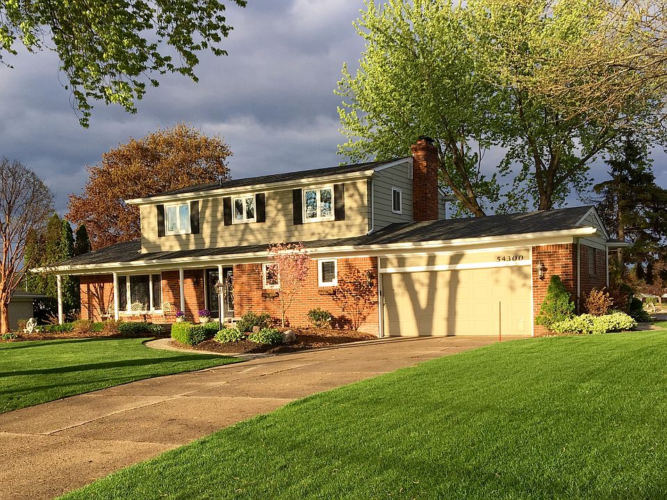 1st image of 54300 Franklin Dr