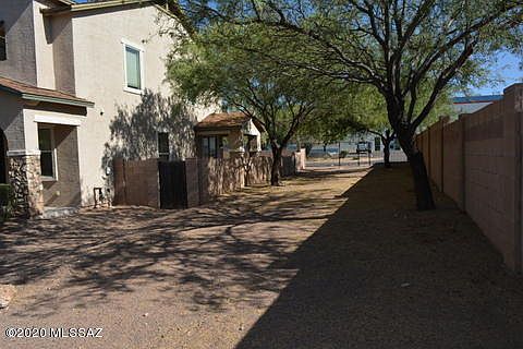 5th image of 7946 E Senate St