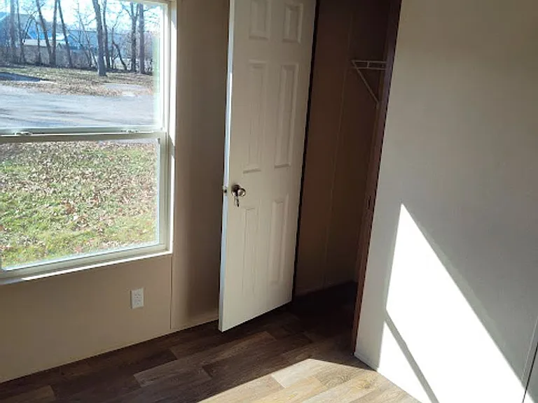 5600 W Kilgore Ave — Photo 34