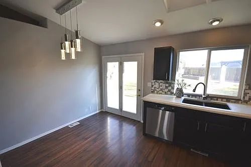5476 S Veronica Pl — Photo 5