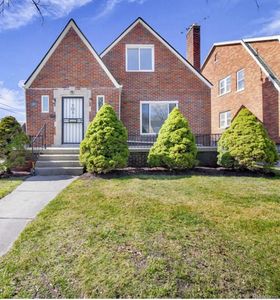 16801 Washburn St, Detroit, MI, 48221