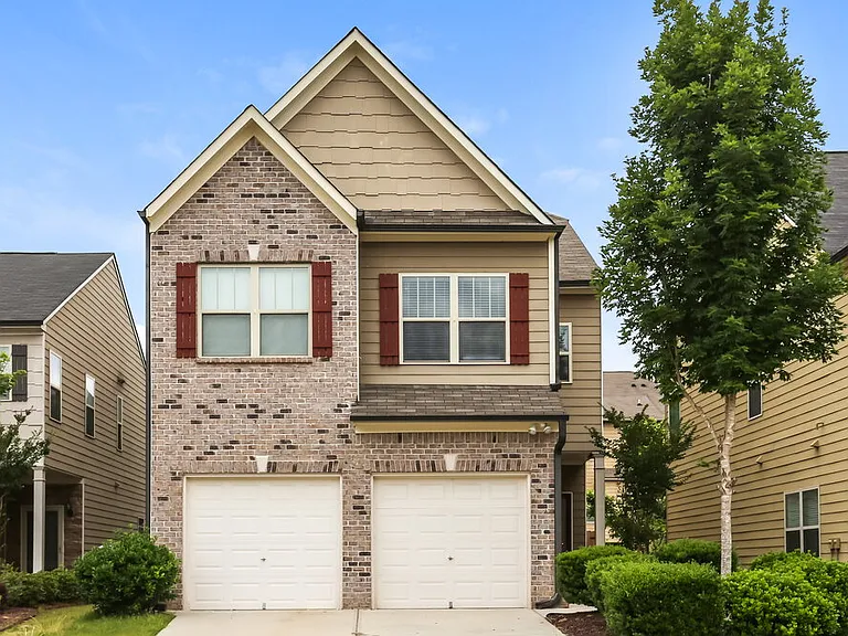3924 Lake Manor Way — Photo 1
