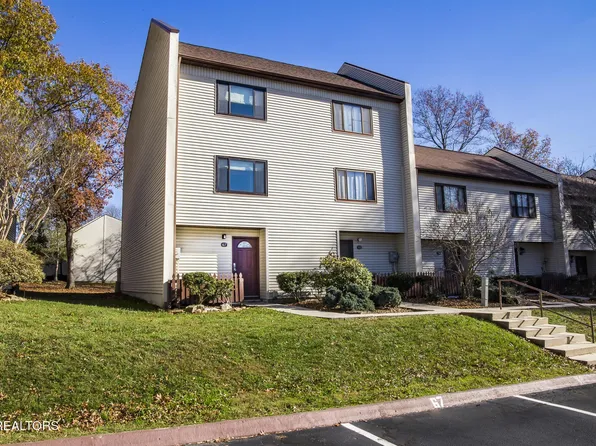67 Wilshire Heights Dr, Crossville, TN 38558