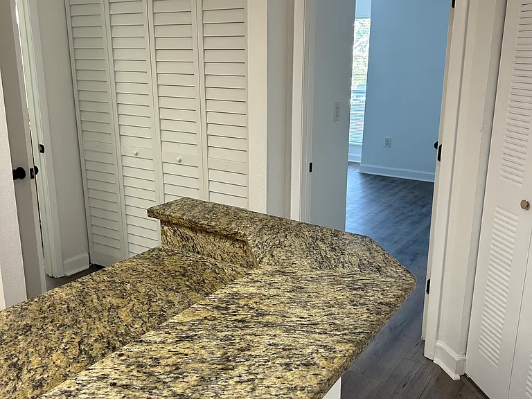 115 112th Ave NE #206 — Photo 7