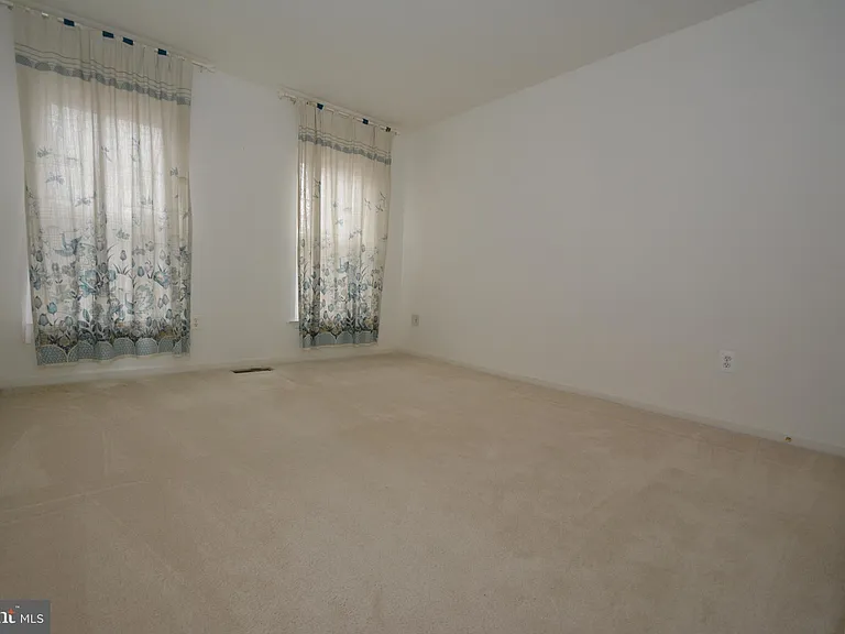 325 Winter Walk Dr — Photo 30