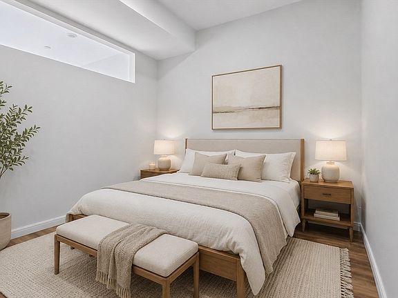 4th image of 13 Warwick St #203