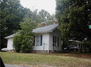 236 Uwharrie St, Asheboro, NC 27203