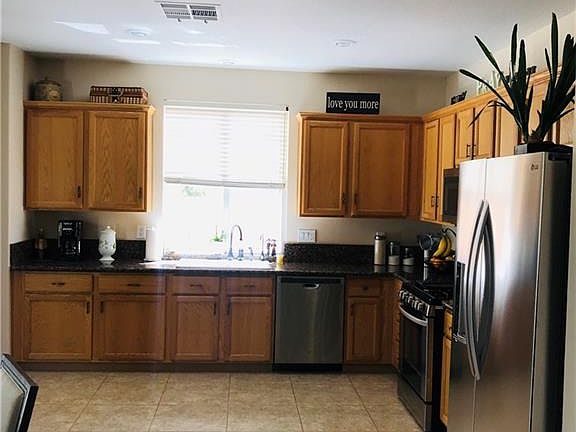 2nd image of 9608 W Gilmore Ave