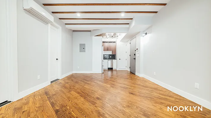 Rented by Nooklyn NYC LLC | media 7
