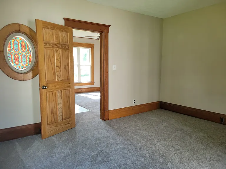 423 W Main St — Photo 15