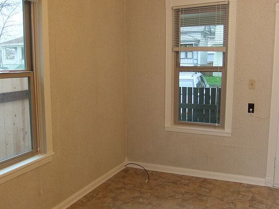 Apt A living living room