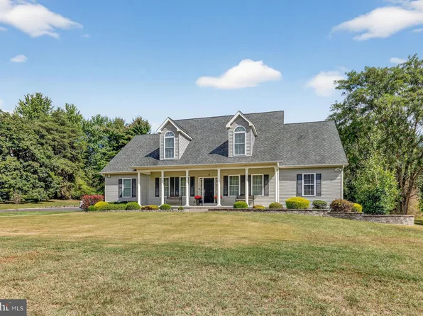 15 Laurel Ln, Pilesgrove, NJ 08098