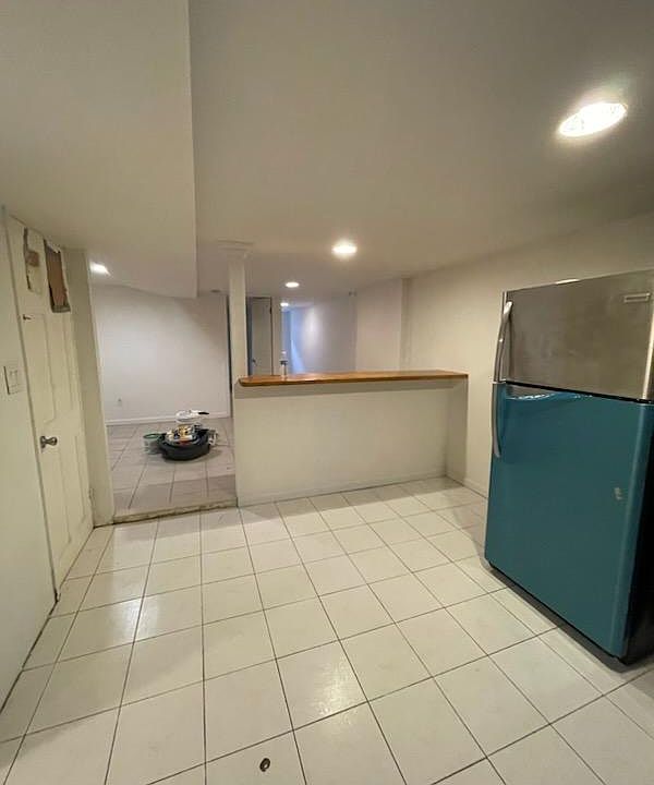 1st image of 1466 E 89th St #0