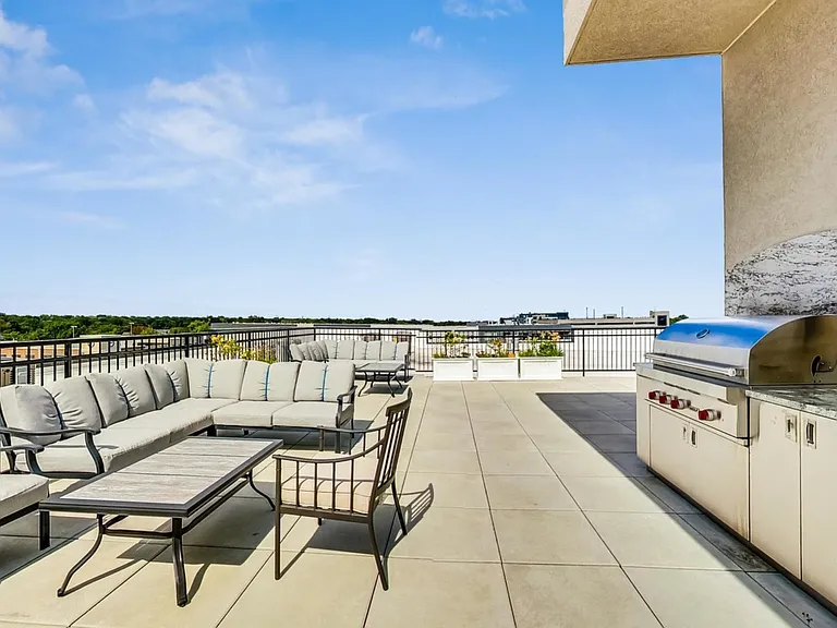 Rooftop entertainment space