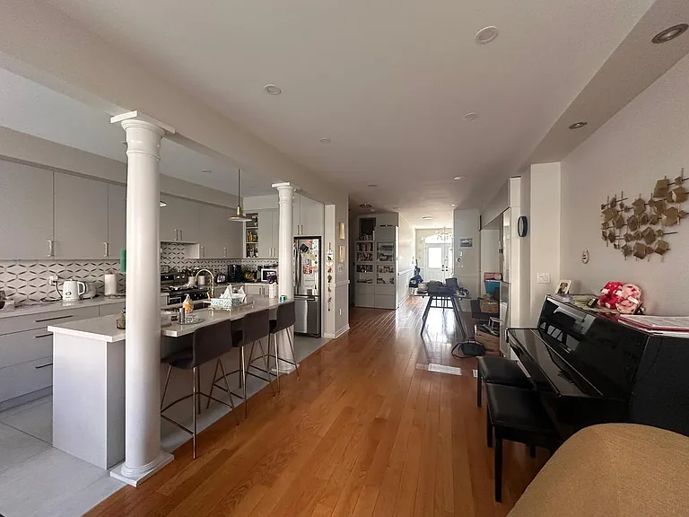 8 Littleriver Ct — Photo 12