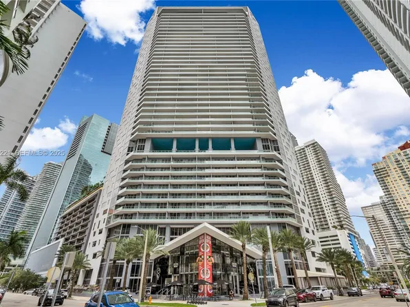 1300 Brickell Bay Dr APT 1704, Miami, FL 33131