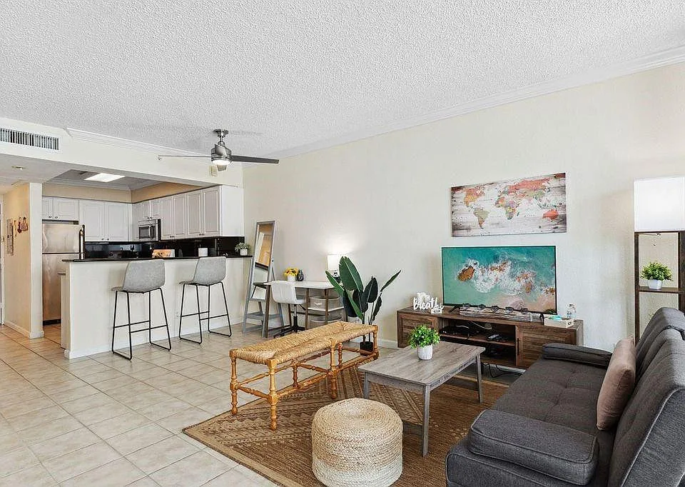 2501 S Ocean Dr #304