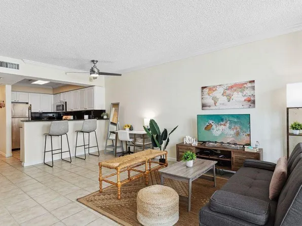 2501 S Ocean Dr, Hollywood, FL