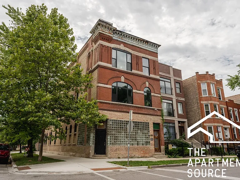 2702 W Thomas St #3 — Photo 31