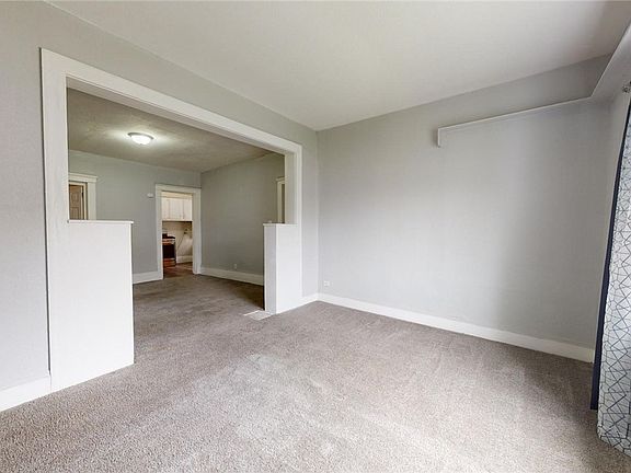 5th image of 3332 Walton Ave