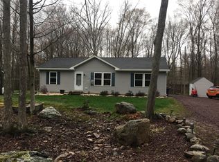 8024 Promontory Dr, White Haven, PA 18661