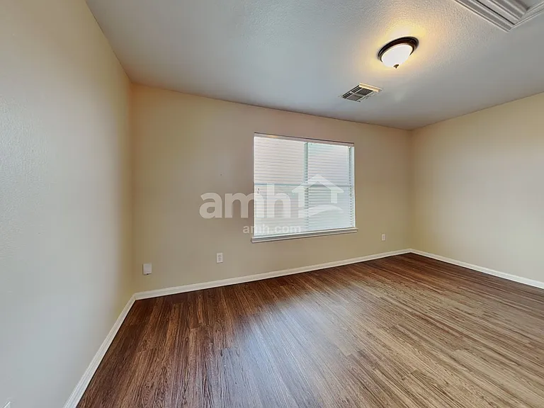17022 Sperry Landing Dr — Photo 10