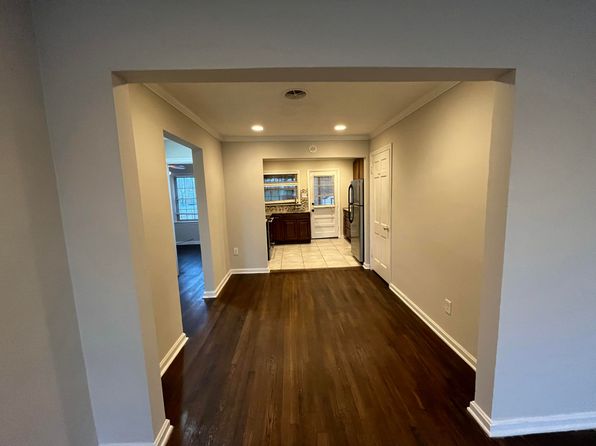 lexington-kentucky-77569031 picture