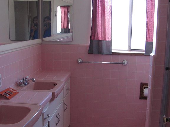 3rd image of 3042 E 3rd St #22