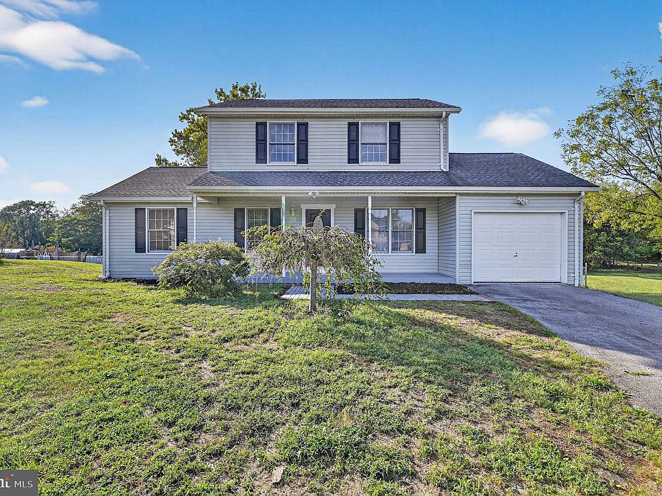 1st image of 74 Noel Dr