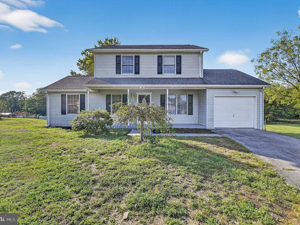 74 Noel Dr, Martinsburg, WV 25404