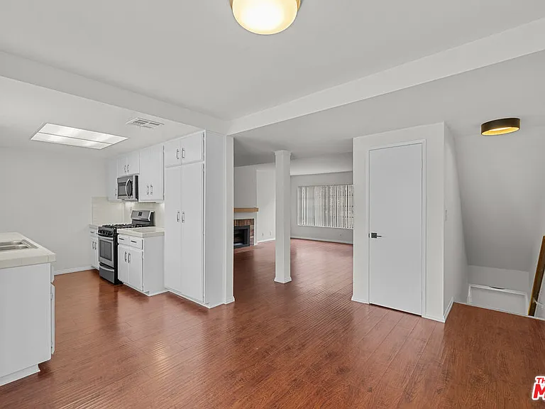 417 N Alhambra Ave #B — Photo 12