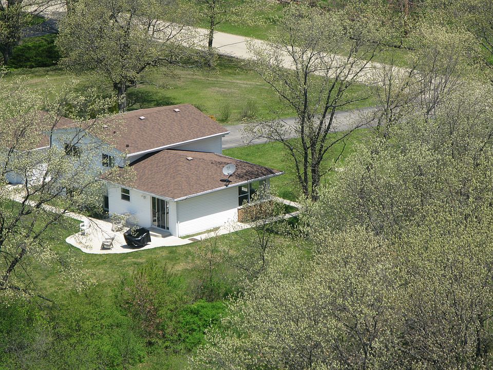 2nd image of 12532 Lakeshore Dr