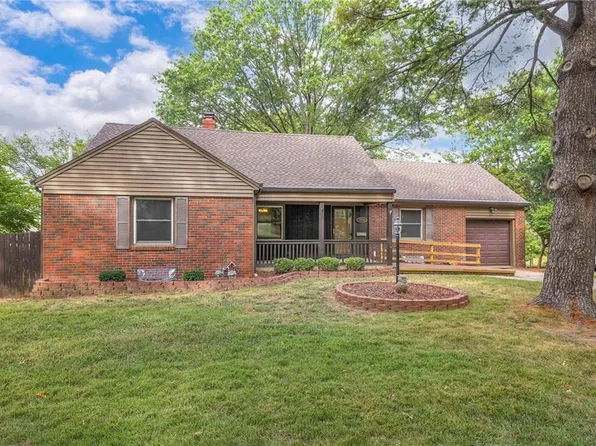 7640 Main St, Kansas City, MO 64114