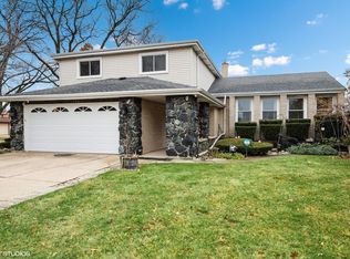 1799 Plainfield Dr, Des Plaines, IL 60018