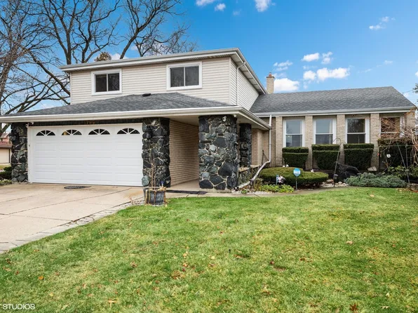 1799 Plainfield Dr, Des Plaines, IL 60018