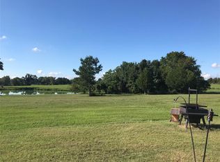 104 Preston Rd, Richards, TX 77873