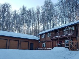 483 Eagle Ridge Rd, Fairbanks, AK 99712
