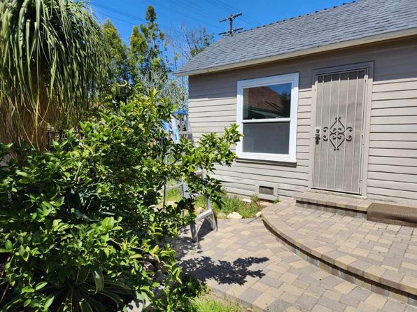 (undisclosed Address)