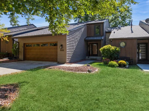 4902 Cedar Dr #72, West Des Moines, IA 50266