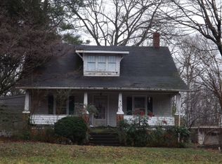 2432 Polo Rd, Winston Salem, NC 27106