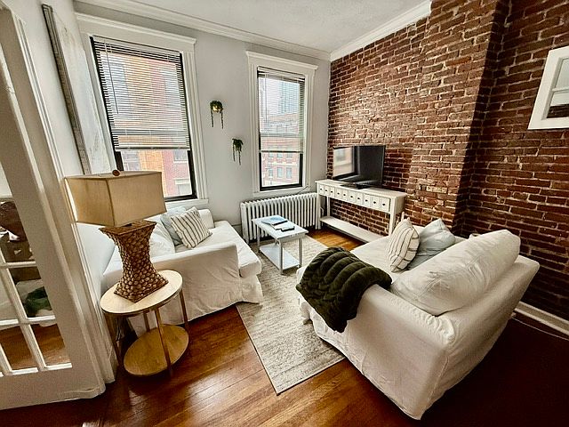 1st image of 119 Richmond St #2