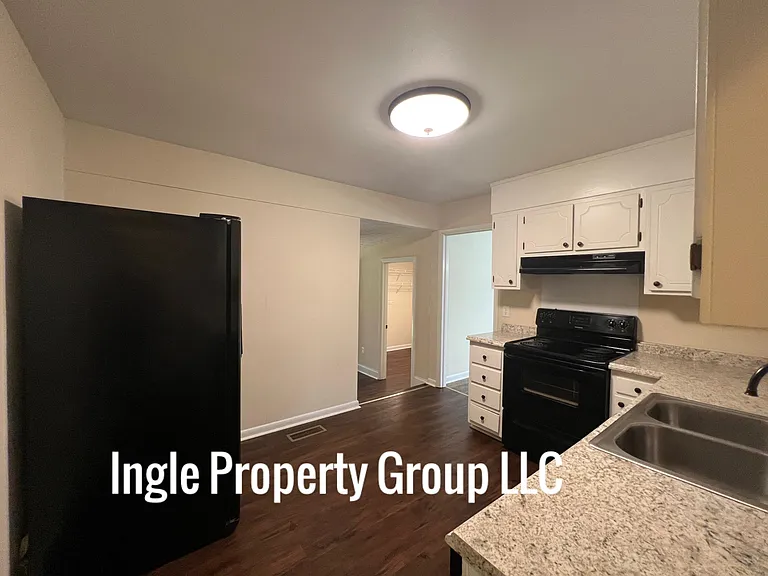 5418 Hampton Rd — Photo 4