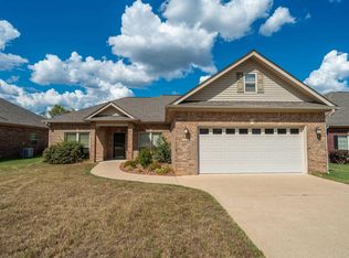 312 Willow Bend Cir, Hot Springs, AR 71913