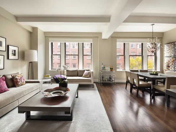 147 Waverly Place image 1 of 10