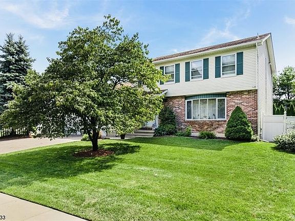2nd image of 12 Lawnwood Ave