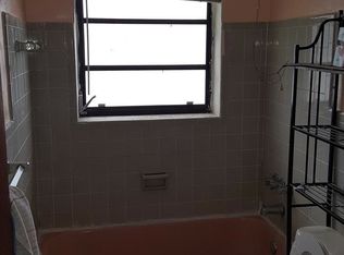 320 SW 29th Ter, Fort Lauderdale, FL 33312