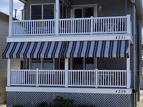 2nd image of 4231 West Ave #4231