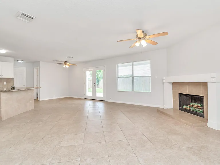 19762 Twin Canyon Ct — Photo 4